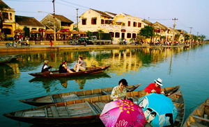 hoi an cruise vietnam