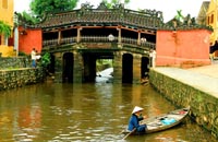 visite pont japonais-ancien-ville-hoi-an, voyage de luxe au vietnam