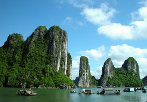 decouverte des patrimoines mondiaux au vietnam, baie d'halong