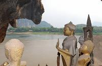 voyages vietnam laos, decouverte de la grotte pak ou a luang prabang