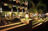 Dee Andaman Hotel Pool Bar 