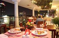 Grand Hotel Saigon4