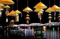 voyages vietnam hors des sentiers battus: mosaique ethnique du vietnam, pont truong tien hue